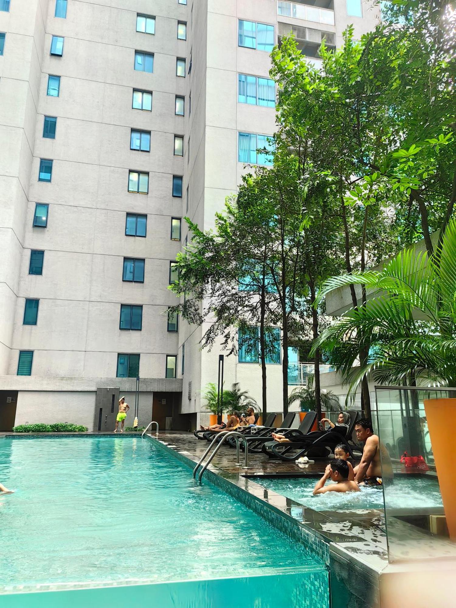 Summer Suites By Moon Orchid クアラルンプール エクステリア 写真